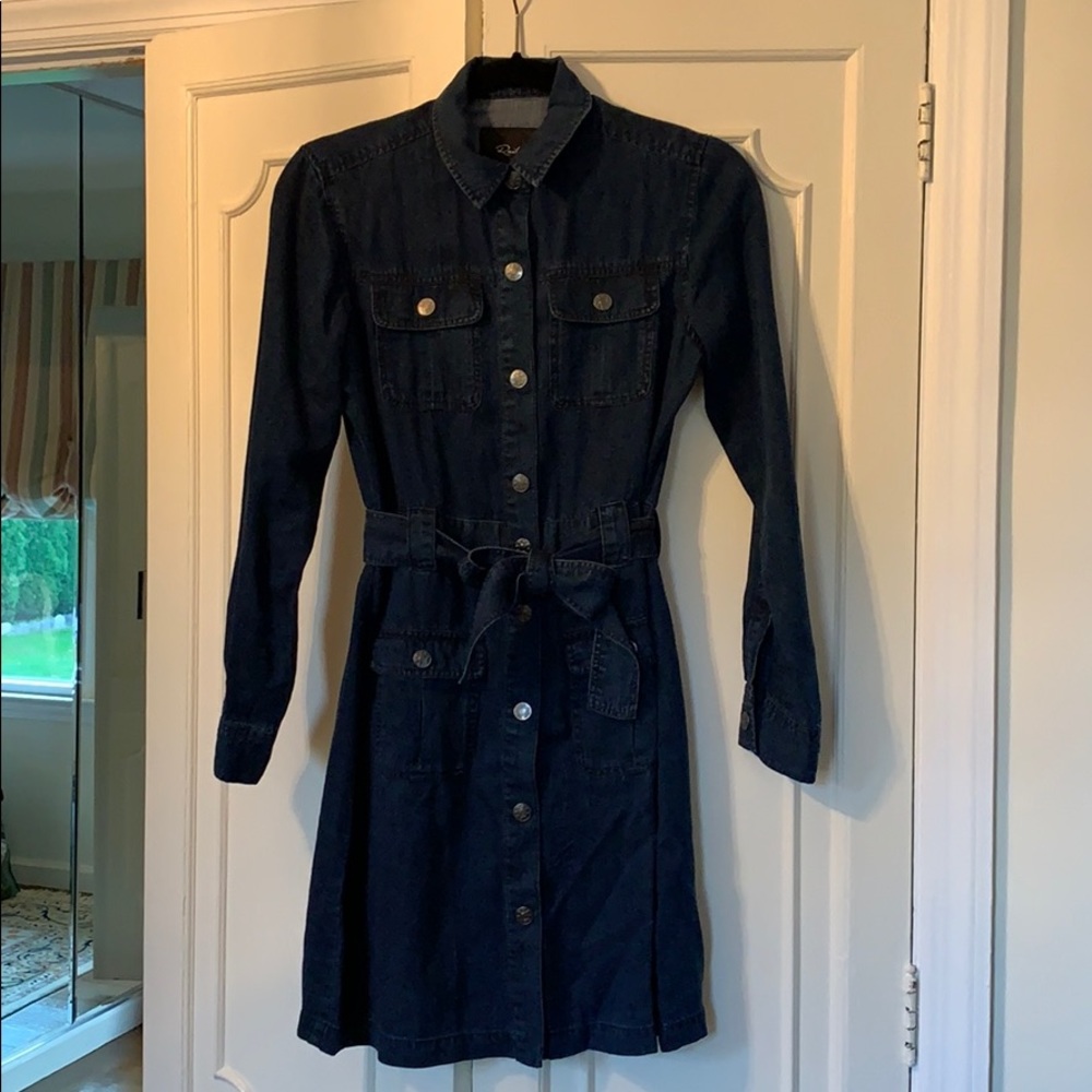 Rails dark denim dress. Never worn. Size XS. Cute!